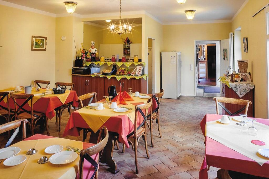 Bolsche 126 Hotel